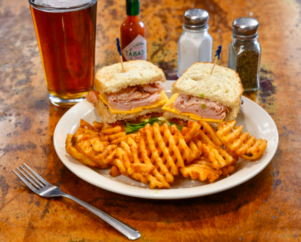 Hamburger Inn Diner | restaurant | 16 N Sandusky St, Delaware, OH 43015, USA | 7403693850 OR +1 740-369-3850