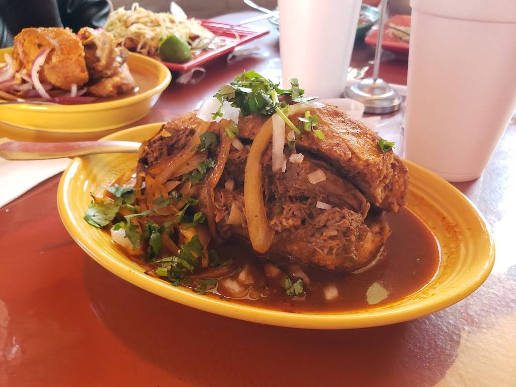 Tortas Ahogadas el Rey | restaurant | 11537 Garvey Ave, El Monte, CA 91732, USA | 6265220485 OR +1 626-522-0485