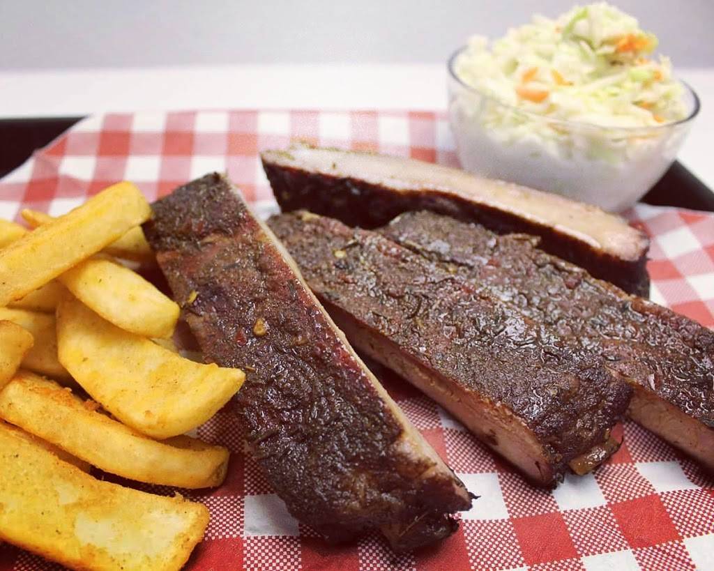 Fat Floyds Smokehouse | restaurant | 510 River St #7, Cleveland, TX 77327, USA | 2816593304 OR +1 281-659-3304