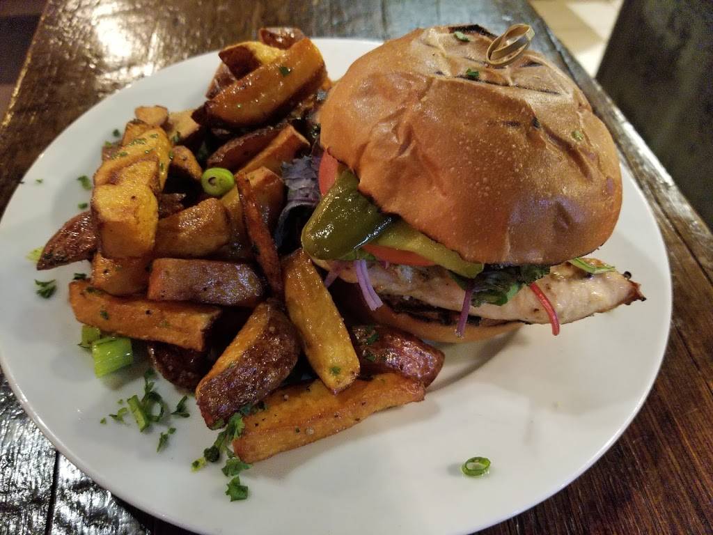 Z PIZZA | restaurant | 6349 Rue St-Hubert, Montréal, QC H2S 2L9, Canada | 5145079747 OR +1 514-507-9747