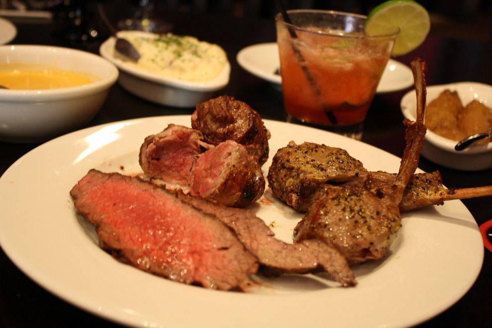 Chama Gaúcha Brazilian Steakhouse | restaurant | 18318 Sonterra Pl, San Antonio, TX 78258, USA | 2105649400 OR +1 210-564-9400