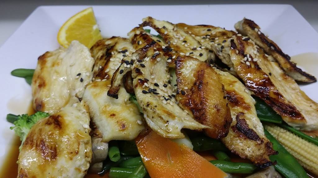 Thai Hana Restaurant & Sushi Bar | restaurant | 6729 Colonnade Ave # 105, Melbourne, FL 32940, USA | 3216363363 OR +1 321-636-3363