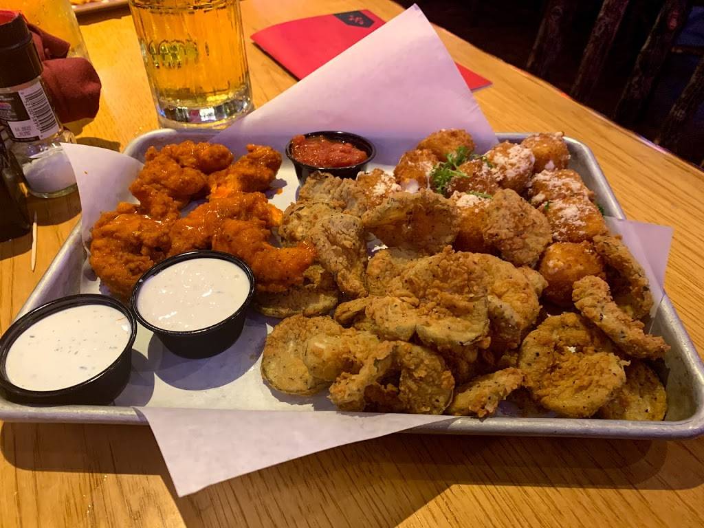 Twin Peaks Restaurant | restaurant | 6010 Interstate 55 North Frontage Rd, Jackson, MS 39211, USA | 7695243552 OR +1 769-524-3552