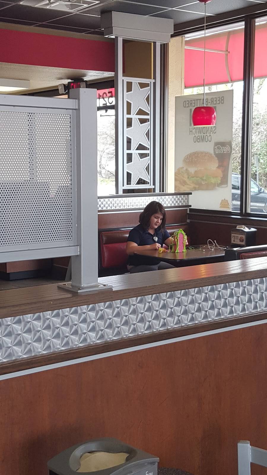 Hardees | restaurant | 521 Salem St, Lexington, NC 27292, USA | 3362431091 OR +1 336-243-1091