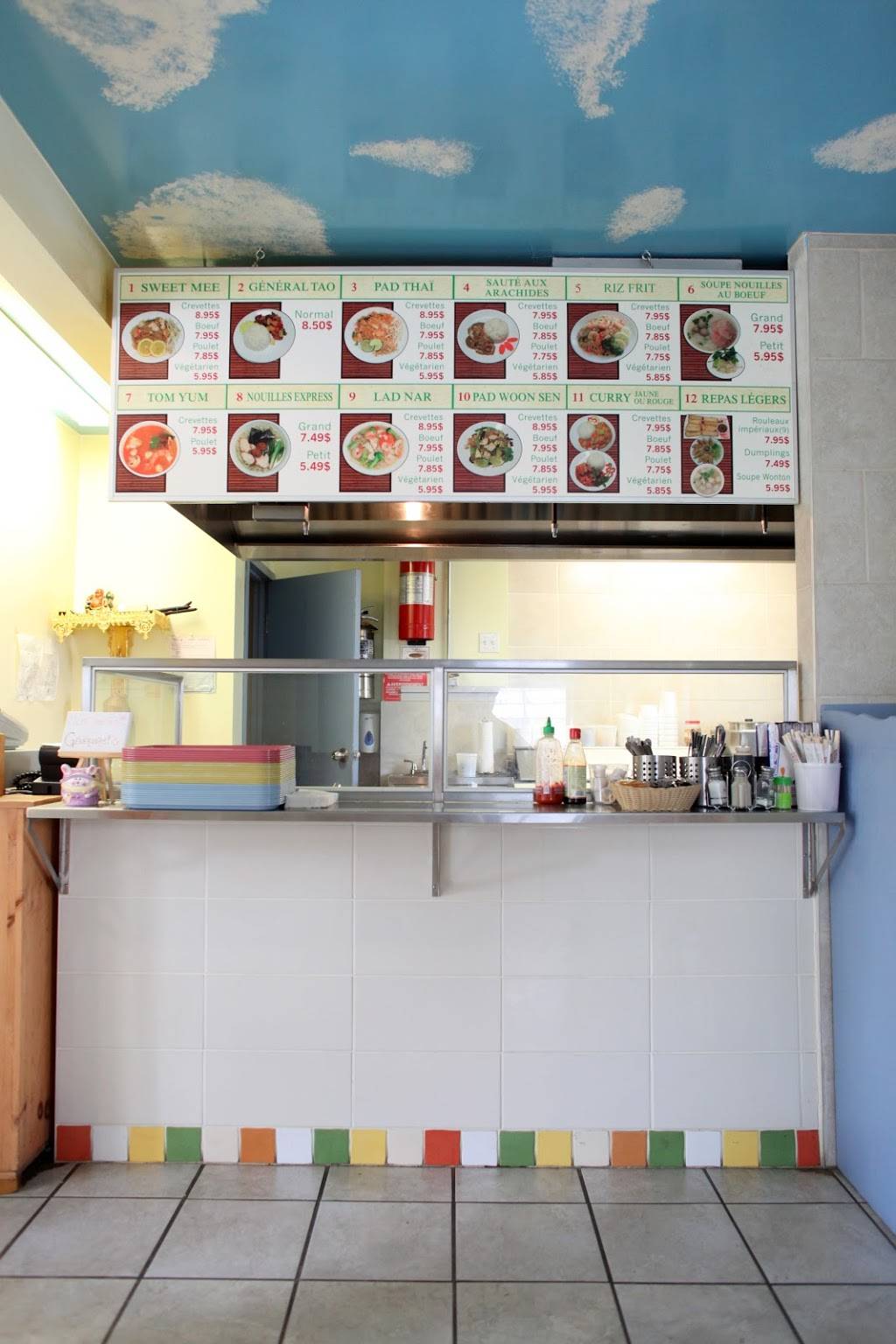 Thaï Clubstar | restaurant | 4893 Rue Laval, Lac-Mégantic, QC G6B 1E2, Canada | 8195835179 OR +1 819-583-5179