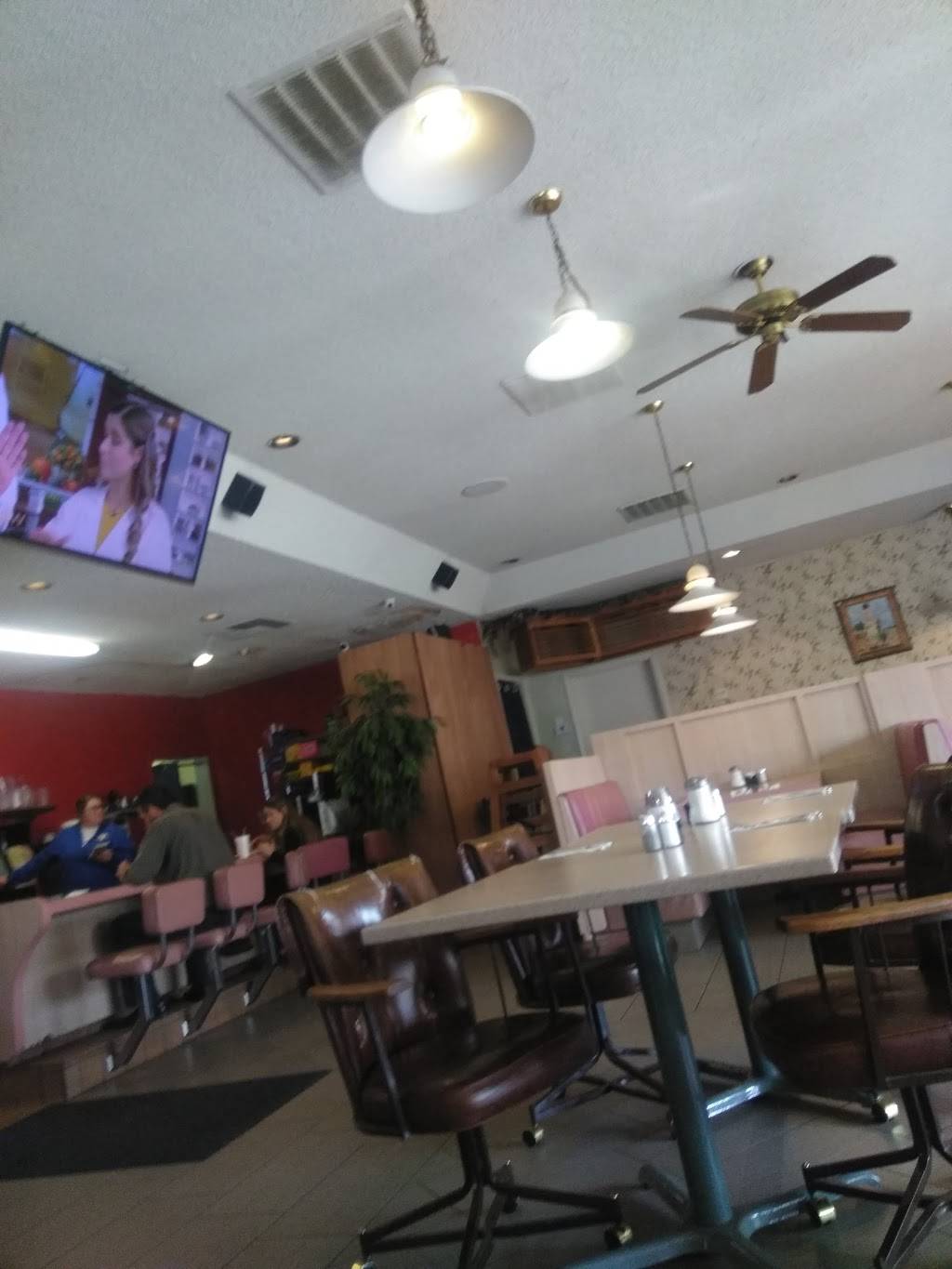 Paiks Ranch House | restaurant | 200 Kern St, Taft, CA 93268, USA | 6617656915 OR +1 661-765-6915