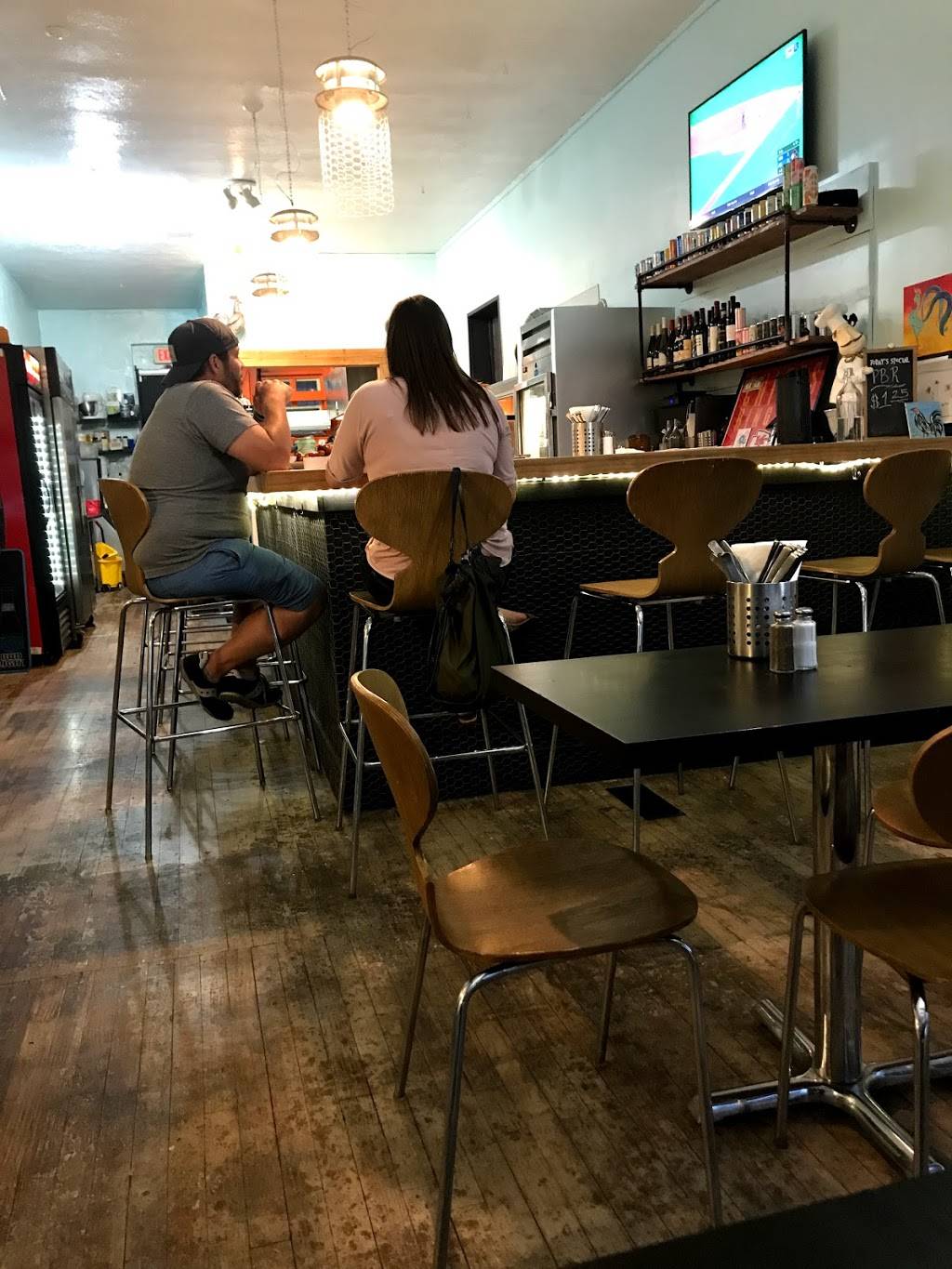 Brookside Poultry Company | restaurant | 408 E 63rd St, Kansas City, MO 64110, USA | 8165992285 OR +1 816-599-2285