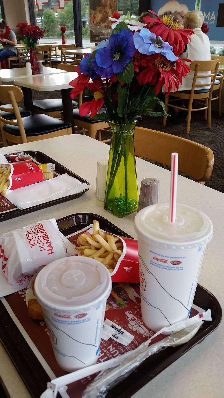 Wendys | restaurant | 11744 Lake City Way NE, Seattle, WA 98125, USA | 2063655167 OR +1 206-365-5167