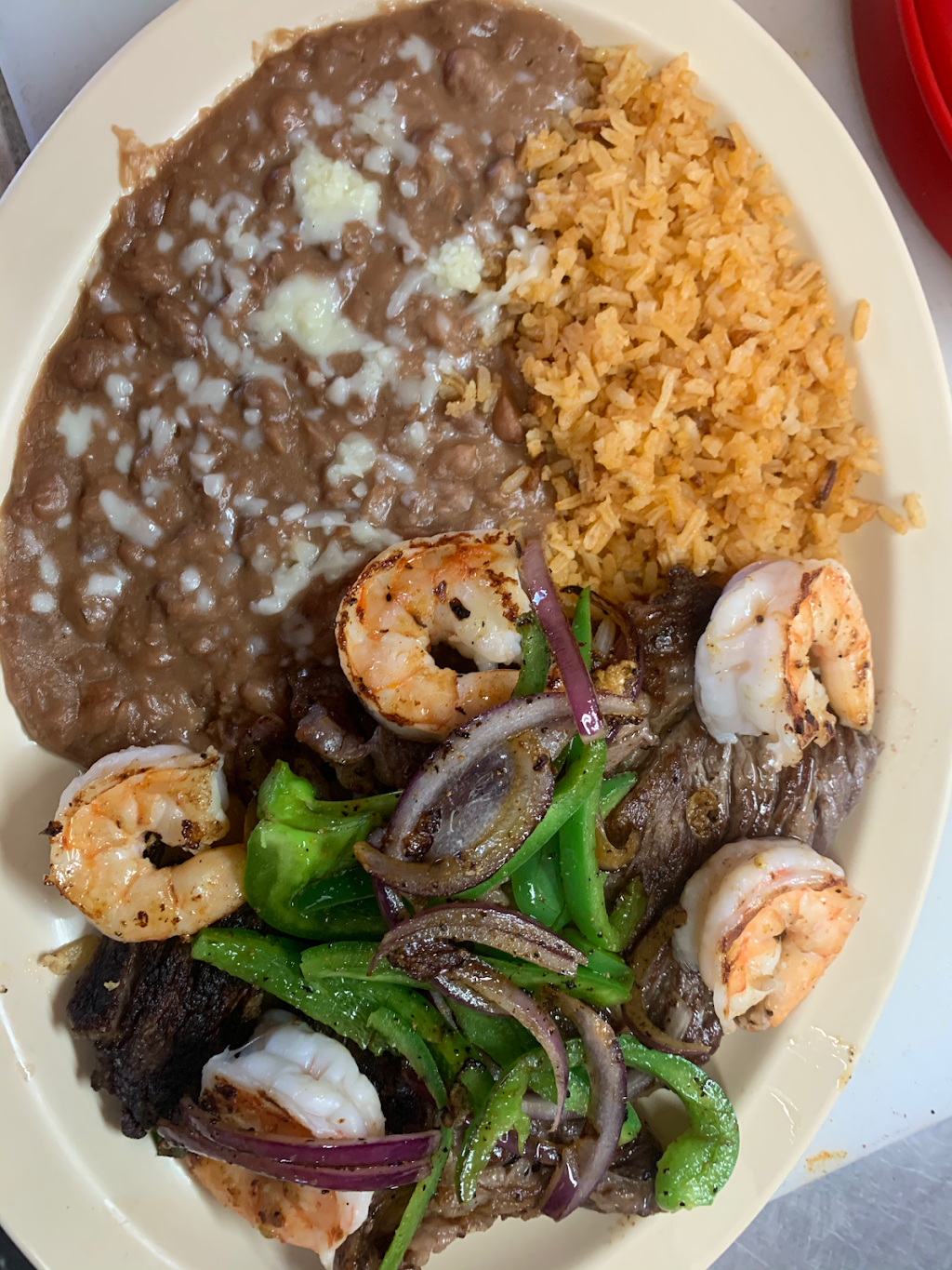 Chela’s restaurant bar | restaurant | 4901 Durfee Ave, Pico Rivera, CA 90660, USA | 5626999817 OR +1 562-699-9817