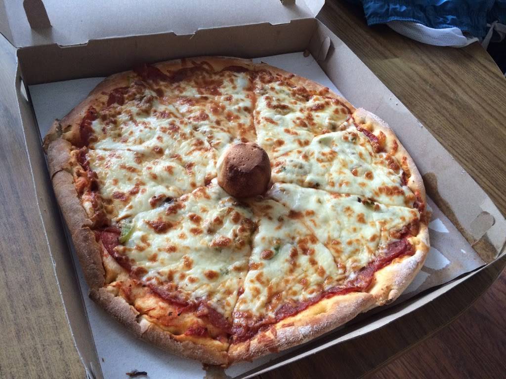 B & M Restaurant | restaurant | 6200 Avenue Somerled, Montréal, QC H3X 2B5, Canada | 5144881555 OR +1 514-488-1555