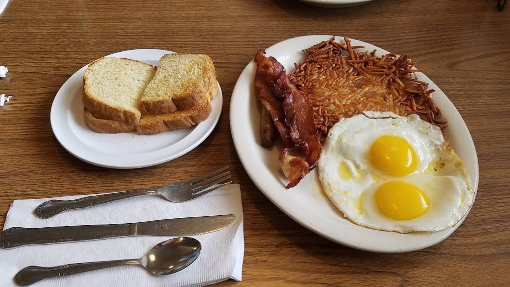 Cindys Restaurant | restaurant | 526 N Golden State Blvd, Turlock, CA 95380, USA | 2096641108 OR +1 209-664-1108