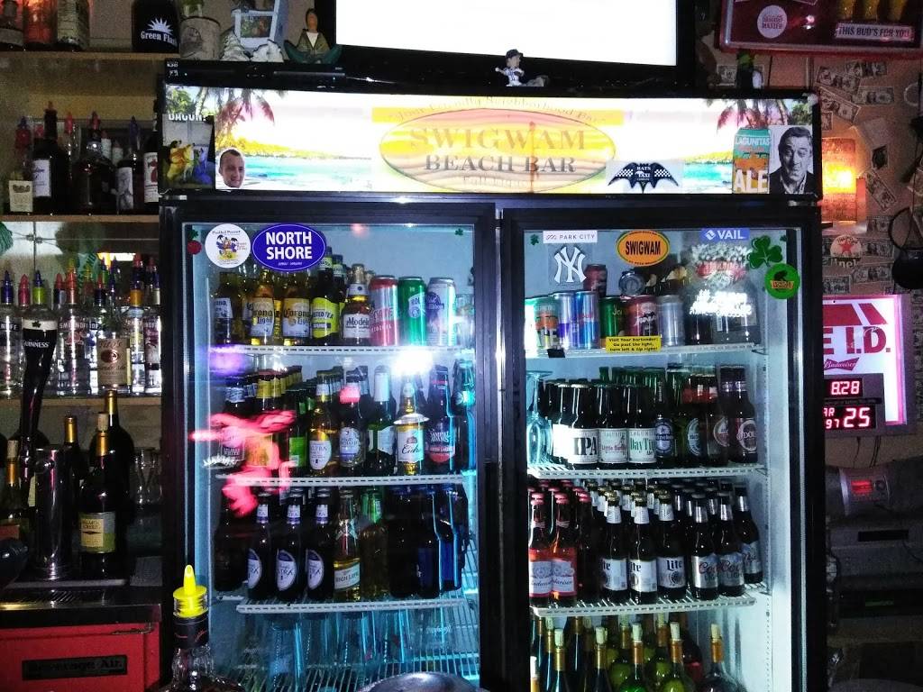 Swigwam Beach Bar | restaurant | 336 Corey Ave, St Pete Beach, FL 33706, USA | 7273637944 OR +1 727-363-7944