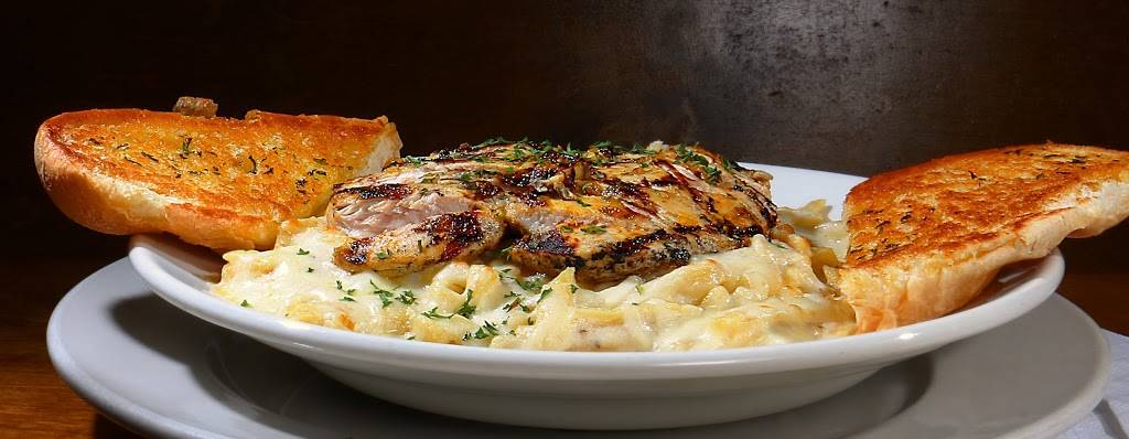 Sidelines Grill | restaurant | 232 Hutton Pl #101, Ashland City, TN 37015, USA | 6157926800 OR +1 615-792-6800