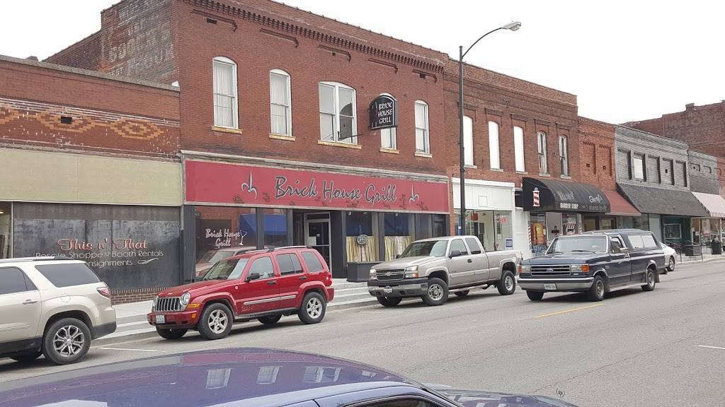 Brick House Grill | restaurant | 308 S Main St, Anna, IL 62906, USA | 6188335367 OR +1 618-833-5367