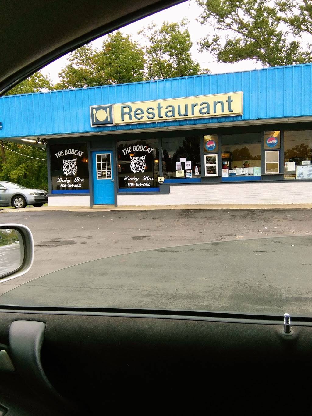 Bobcat Drive In | restaurant | 1969 KY-11, Beattyville, KY 41311, USA | 6064642702 OR +1 606-464-2702