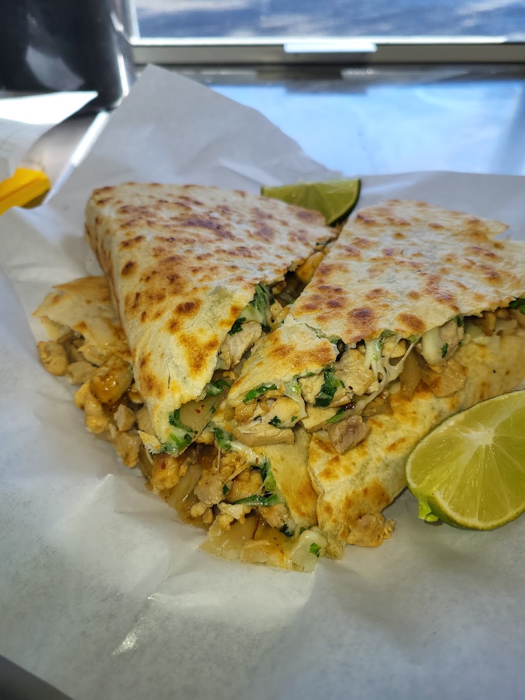 Taquizas Gracian | restaurant | 825 W Main St, Merced, CA 95340, USA | 2093825051 OR +1 209-382-5051