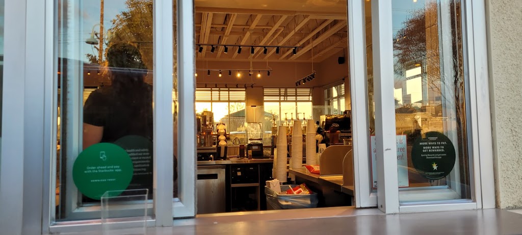 Starbucks | cafe | 1261 S Sanderson Ave, Hemet, CA 92545, USA | 9513388878 OR +1 951-338-8878