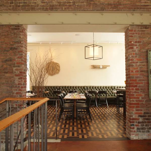 Decca Restaurant | restaurant | 812 E Market St, Louisville, KY 40206, USA | 5027498128 OR +1 502-749-8128