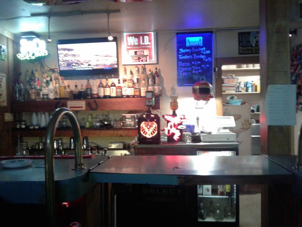 The Hitching Post Bar & Grill | restaurant | 1485 County Rd 419, Chuluota, FL 32766, USA | 4073651387 OR +1 407-365-1387