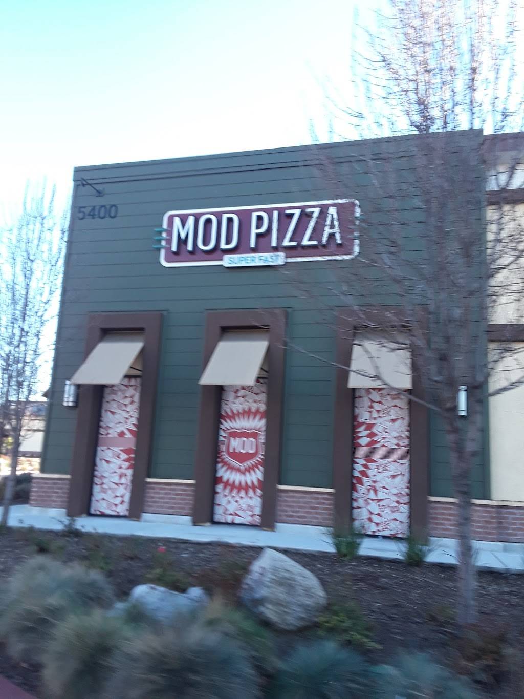 MOD Pizza | restaurant | 2150 Grass Valley Hwy, Auburn, CA 95603, USA | 5308878098 OR +1 530-887-8098