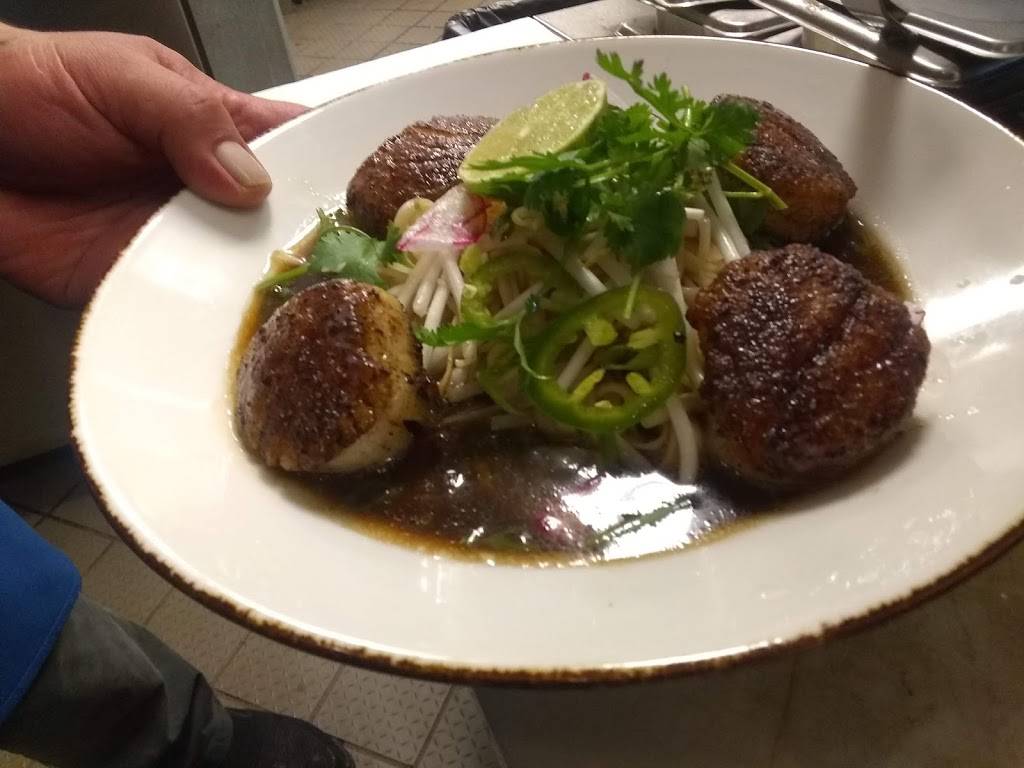 The Mantel | restaurant | 19001 Trilogy Pkwy E, Bonney Lake, WA 98391, USA | 2533218020 OR +1 253-321-8020