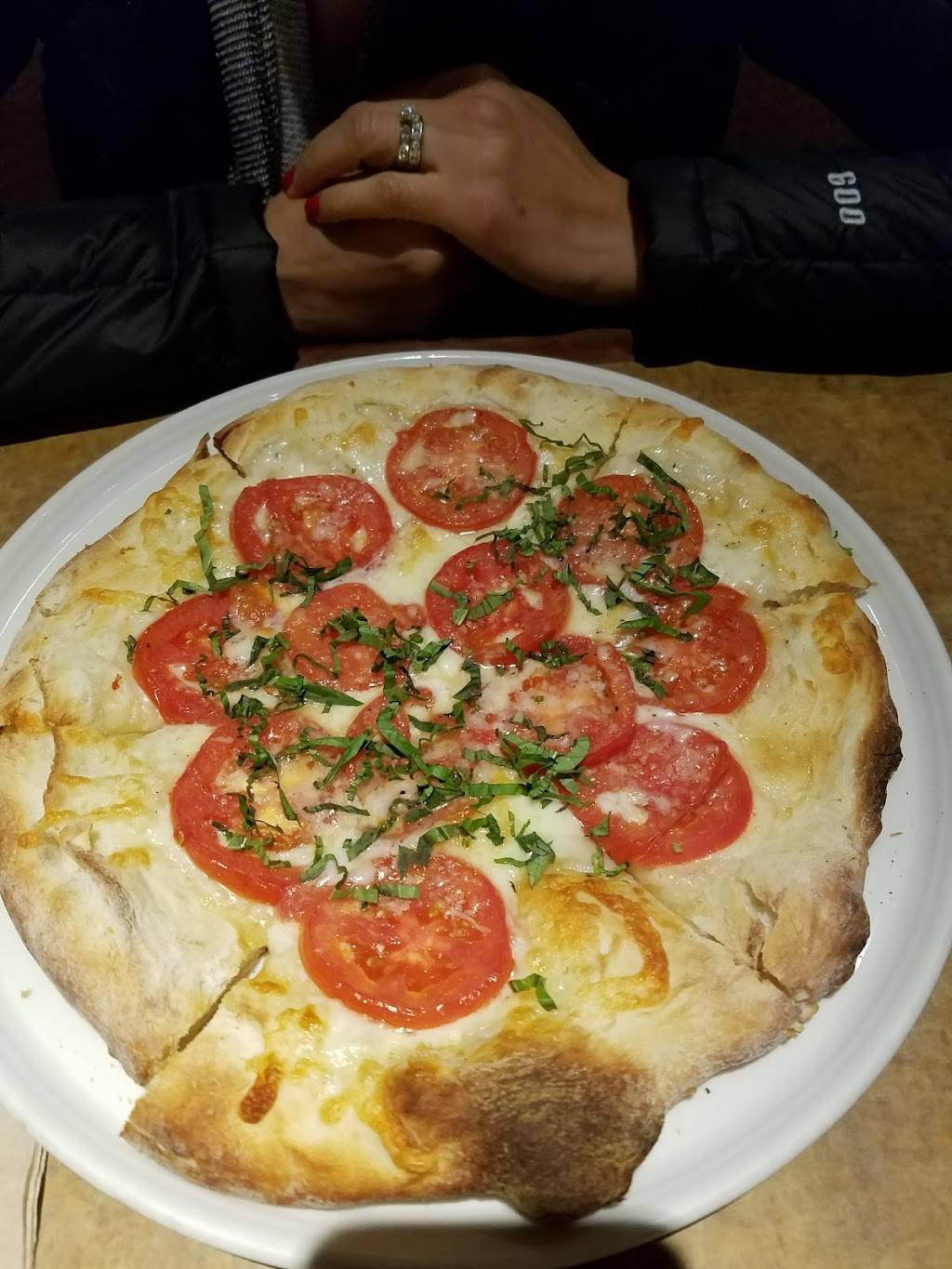 Nordstrom Cafe | restaurant | 6 Woodfield Shopping Center, Schaumburg, IL 60173, USA | 8476052121 OR +1 847-605-2121