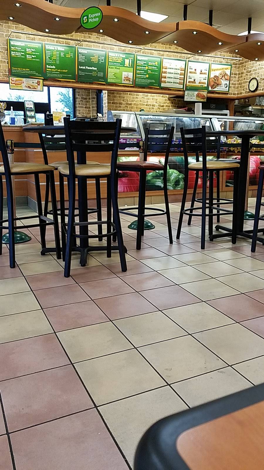 Subway | restaurant | 3573 Aloma Ave, Oviedo, FL 32765, USA | 3212968285 OR +1 321-296-8285