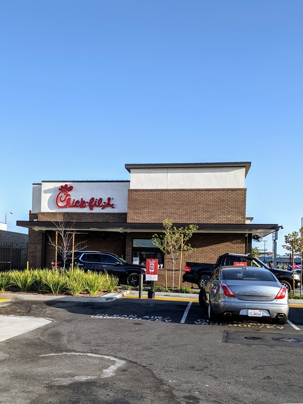 Chick-fil-A | restaurant | 819 W Carson St, Torrance, CA 90502, USA | 3108707047 OR +1 310-870-7047