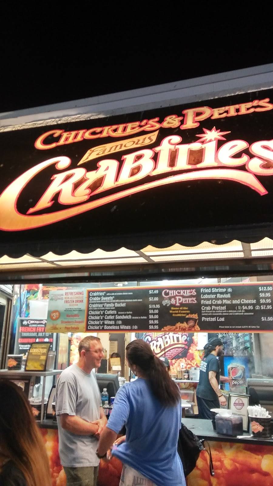 Chickies & Petes | restaurant | 908 Boardwalk, Ocean City, NJ 08226, USA | 6095458720 OR +1 609-545-8720