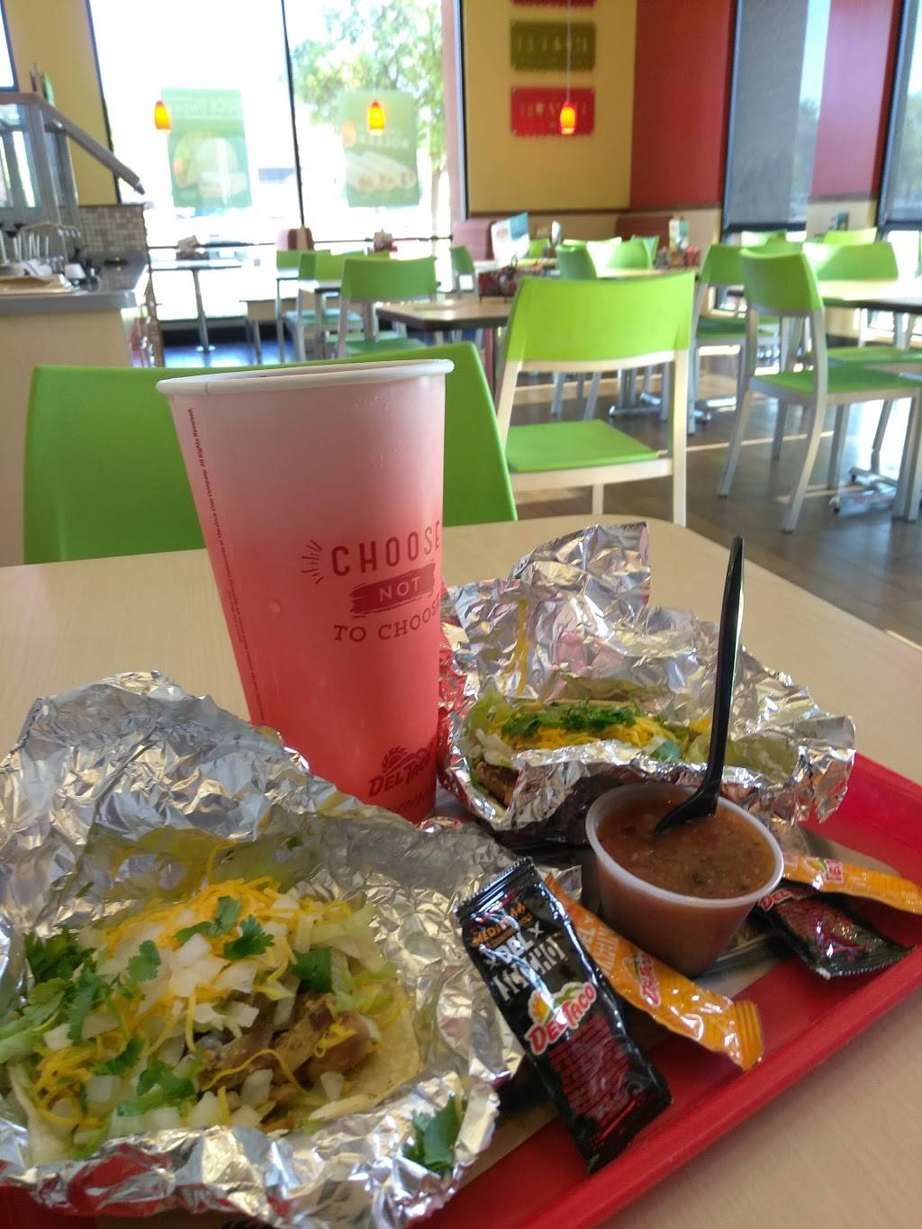 Del Taco | meal takeaway | 27596 Clinton Keith Rd, Murrieta, CA 92562, USA | 9516794499 OR +1 951-679-4499