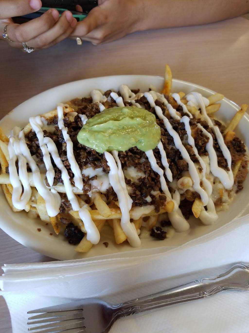 Zavala Restaurant Y Taqueria | restaurant | 13621 Garfield Ave, South Gate, CA 90280, USA | 5626020081 OR +1 562-602-0081