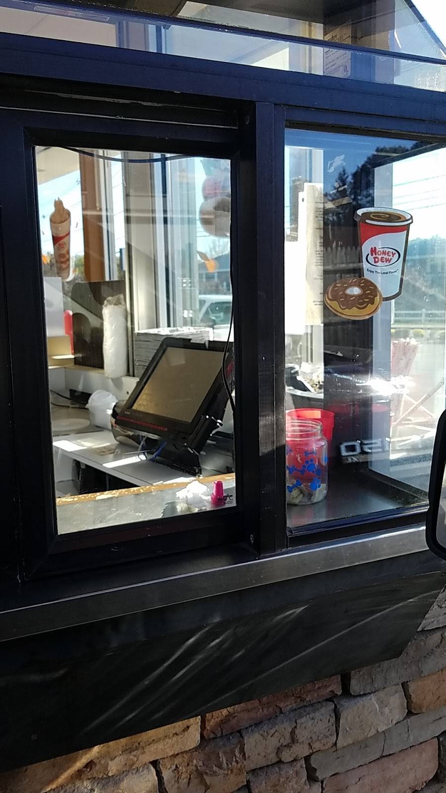 Honey Dew Donuts | bakery | 375 Neponset St, Canton, MA 02021, USA | 7815758955 OR +1 781-575-8955