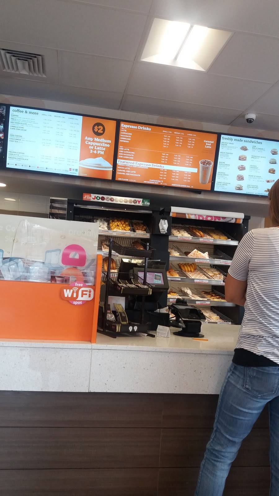 Dunkin | bakery | 1329 E Oak St, Arcadia, FL 34266, USA | 8634941040 OR +1 863-494-1040