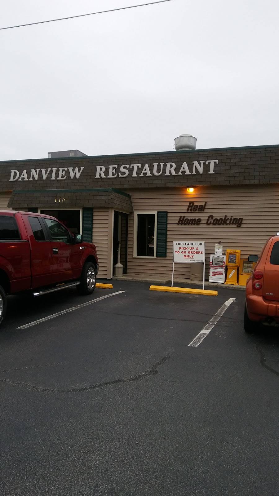 Danview Restaurant | restaurant | 116 Dan View Dr, Danville, VA 24541, USA | 4347933552 OR +1 434-793-3552