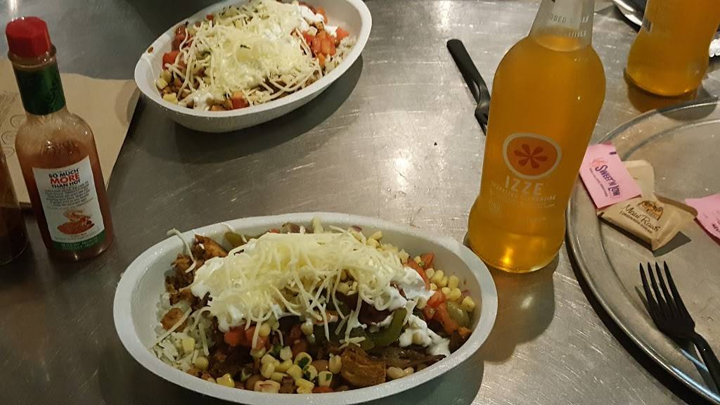 Chipotle Mexican Grill | restaurant | 307 N Sepulveda Blvd Ste B, El Segundo, CA 90245, USA | 3104261437 OR +1 310-426-1437