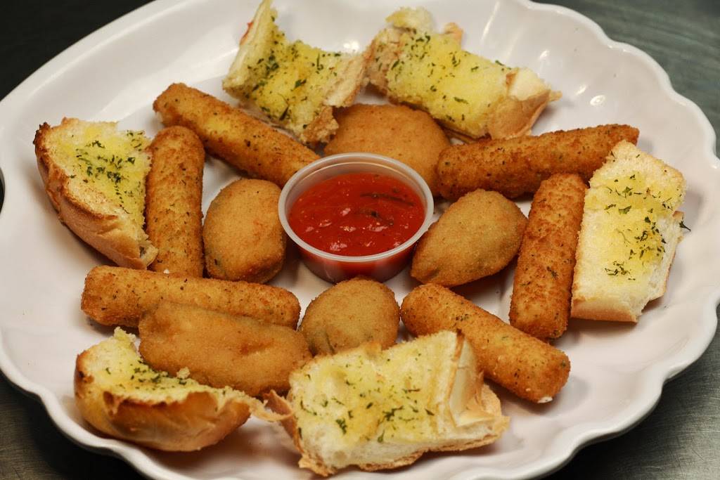 Chicos Tacos and Pizza | restaurant | 7110 S Military Trail, Lake Worth, FL 33463, USA | 5614335100 OR +1 561-433-5100