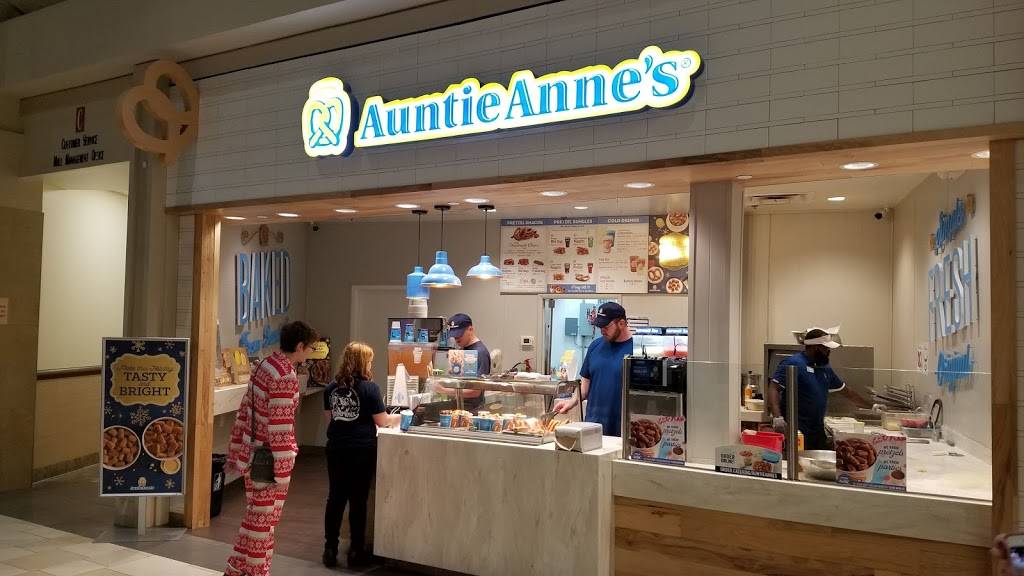 Auntie Annes | restaurant | 2300 Bernadette Dr, Columbia, MO 65203, USA | 5733405045 OR +1 573-340-5045