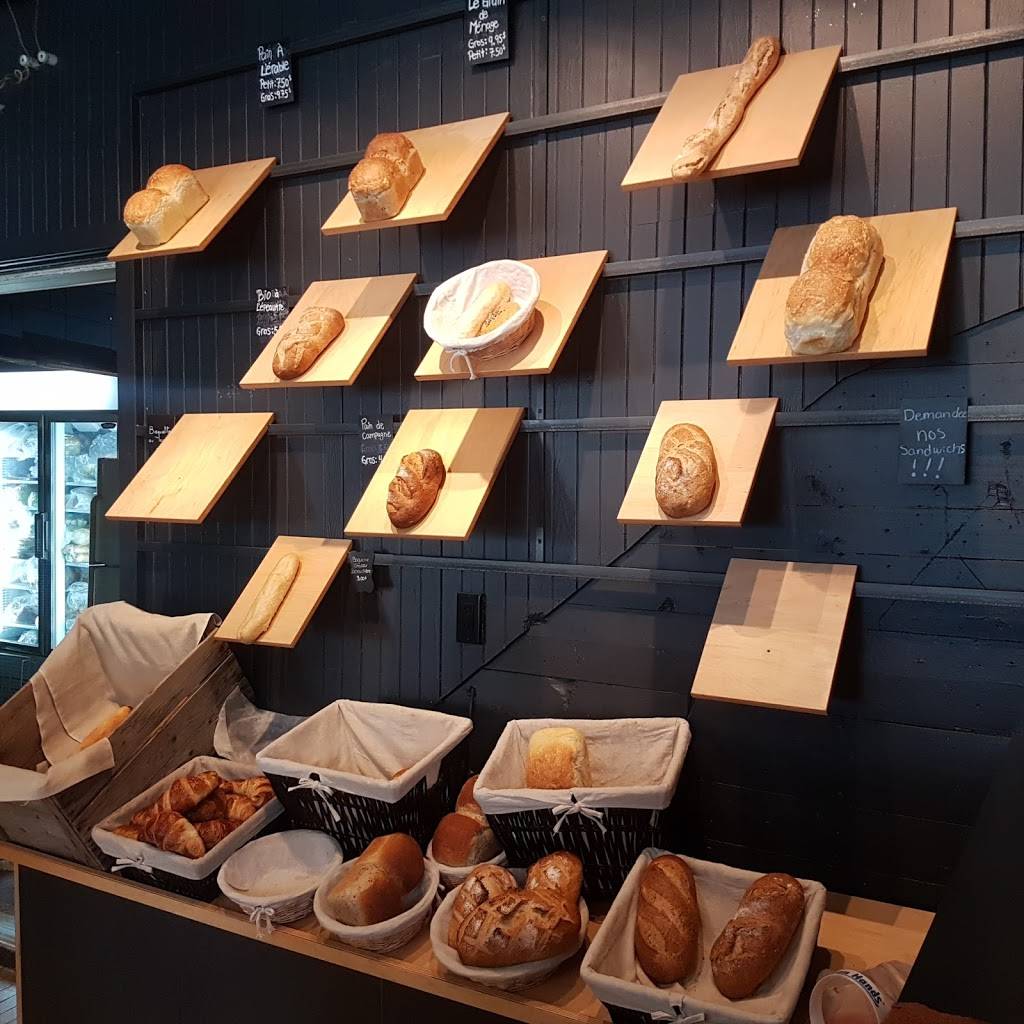 Du Pain sur la Planche | bakery | 6323 Rue Salaberry, Lac-Mégantic, QC G6B 1J2, Canada | 8195546956 OR +1 819-554-6956