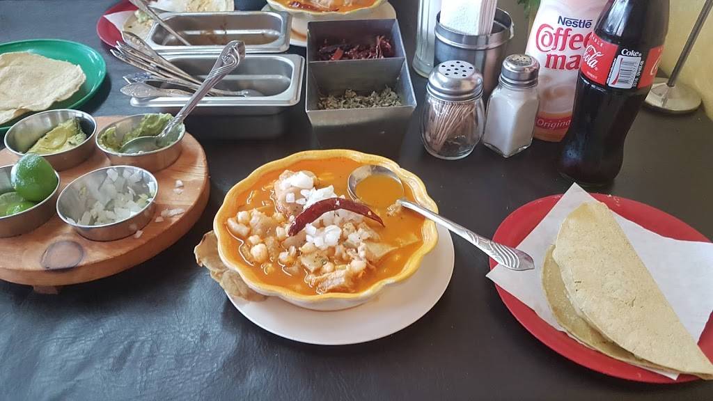 Menuderia la Catedral de Guadalajara - Matamoros | restaurant | Av. Fco J. Mina 11238, Mariano Matamoros, 22206 Tijuana, B.C., Mexico | 016643169094 OR +52 664 316 9094