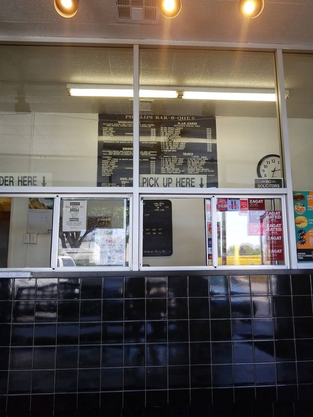 Phillips Bar-B-Que | restaurant | 1517 Centinela Ave, Inglewood, CA 90302, USA | 3104127135 OR +1 310-412-7135