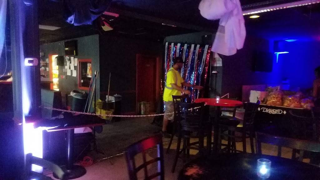 Ritzy Lounge | restaurant | 11414 Abercorn St, Savannah, GA 31419, USA | 9122728115 OR +1 912-272-8115