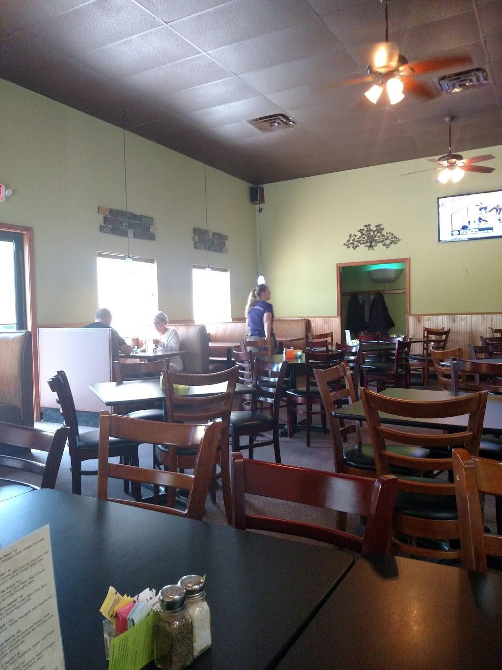 Dogwood Restaurant | restaurant | 10 Centre Ct, Palmyra, VA 22963, USA | 4345891155 OR +1 434-589-1155