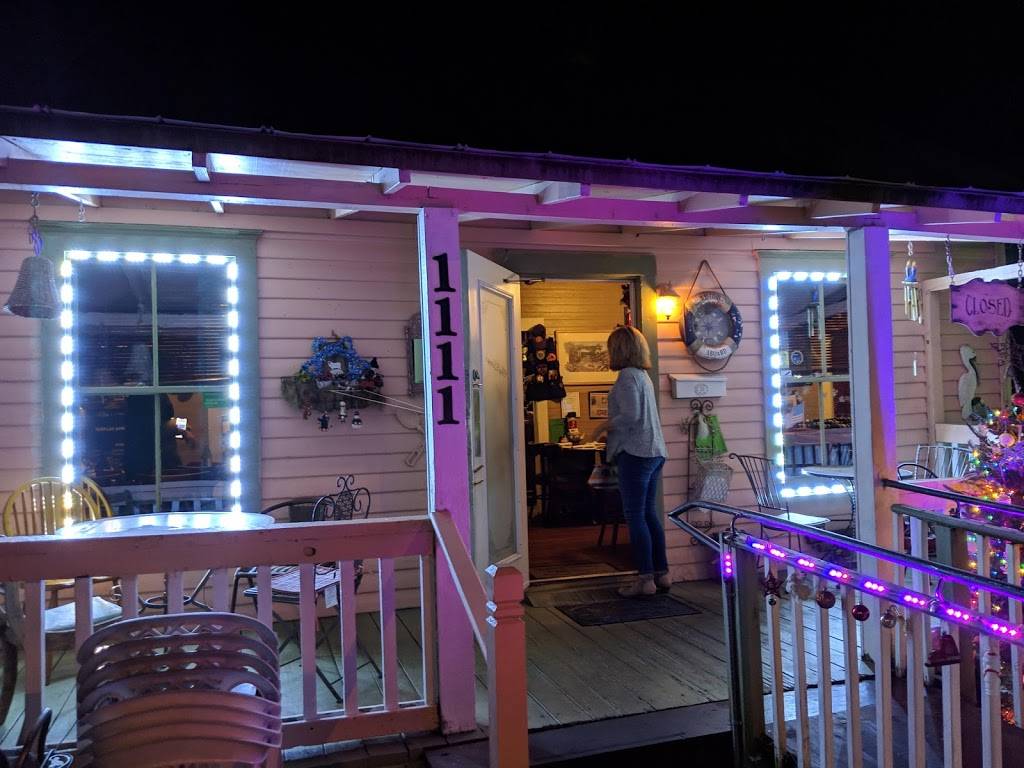 Chef Larrys Cafe | cafe | 1111 S Washington Ave, Titusville, FL 32780, USA | 3213689123 OR +1 321-368-9123