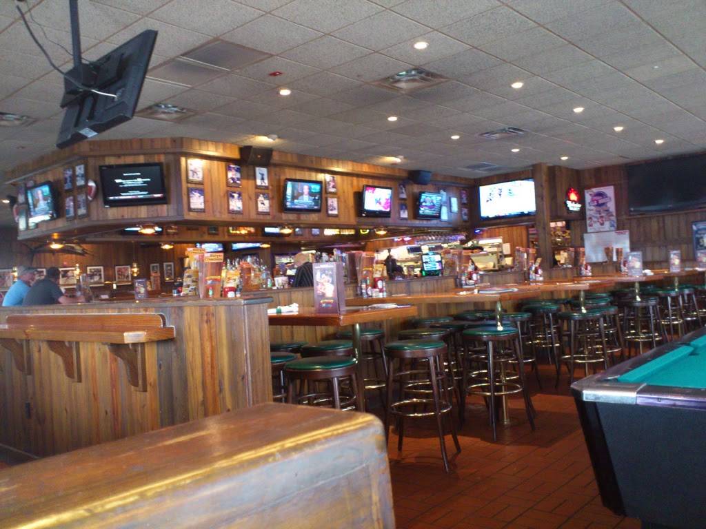 Millers Ale House - Orlando Florida Mall | restaurant | 1667 Florida Mall Ave, Orlando, FL 32809, USA | 4072404080 OR +1 407-240-4080