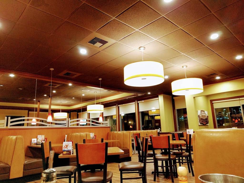 Dennys | restaurant | 9001 Shawnee Mission Pkwy, Merriam, KS 66202, USA | 9138313285 OR +1 913-831-3285
