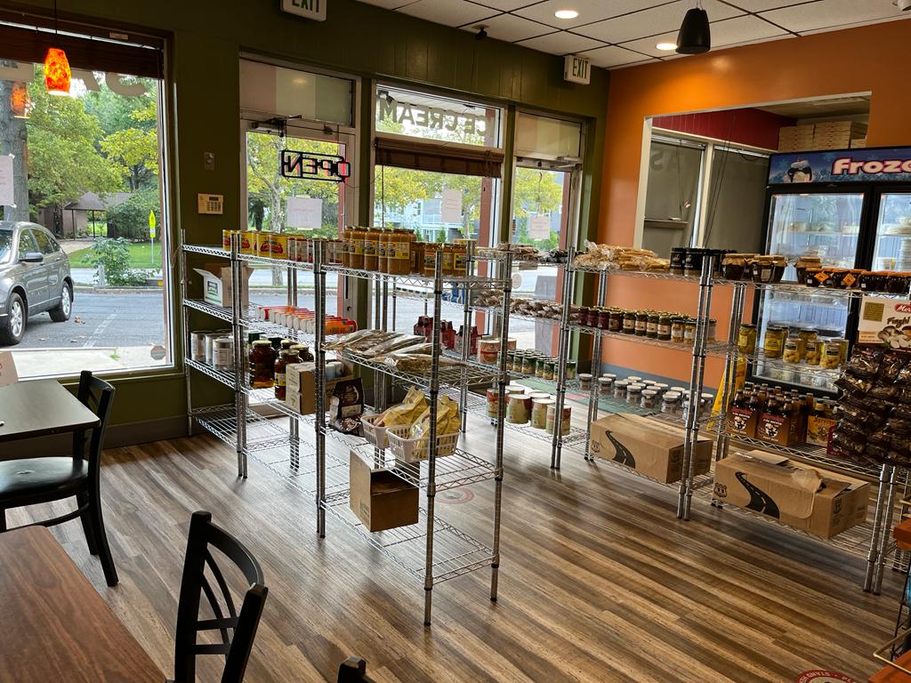 Eataliano Market & Deli | restaurant | 5325 Phelps Luck Dr building b, Columbia, MD 21045, USA | 4107407308 OR +1 410-740-7308