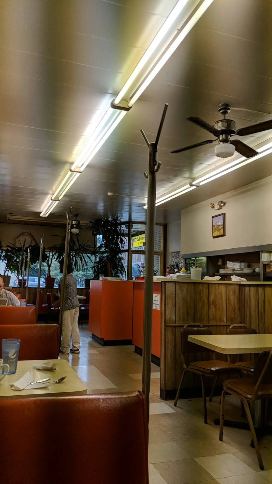 Kostas Restaurant | restaurant | 221 Court St, Hamilton, OH 45011, USA | 5138924189 OR +1 513-892-4189