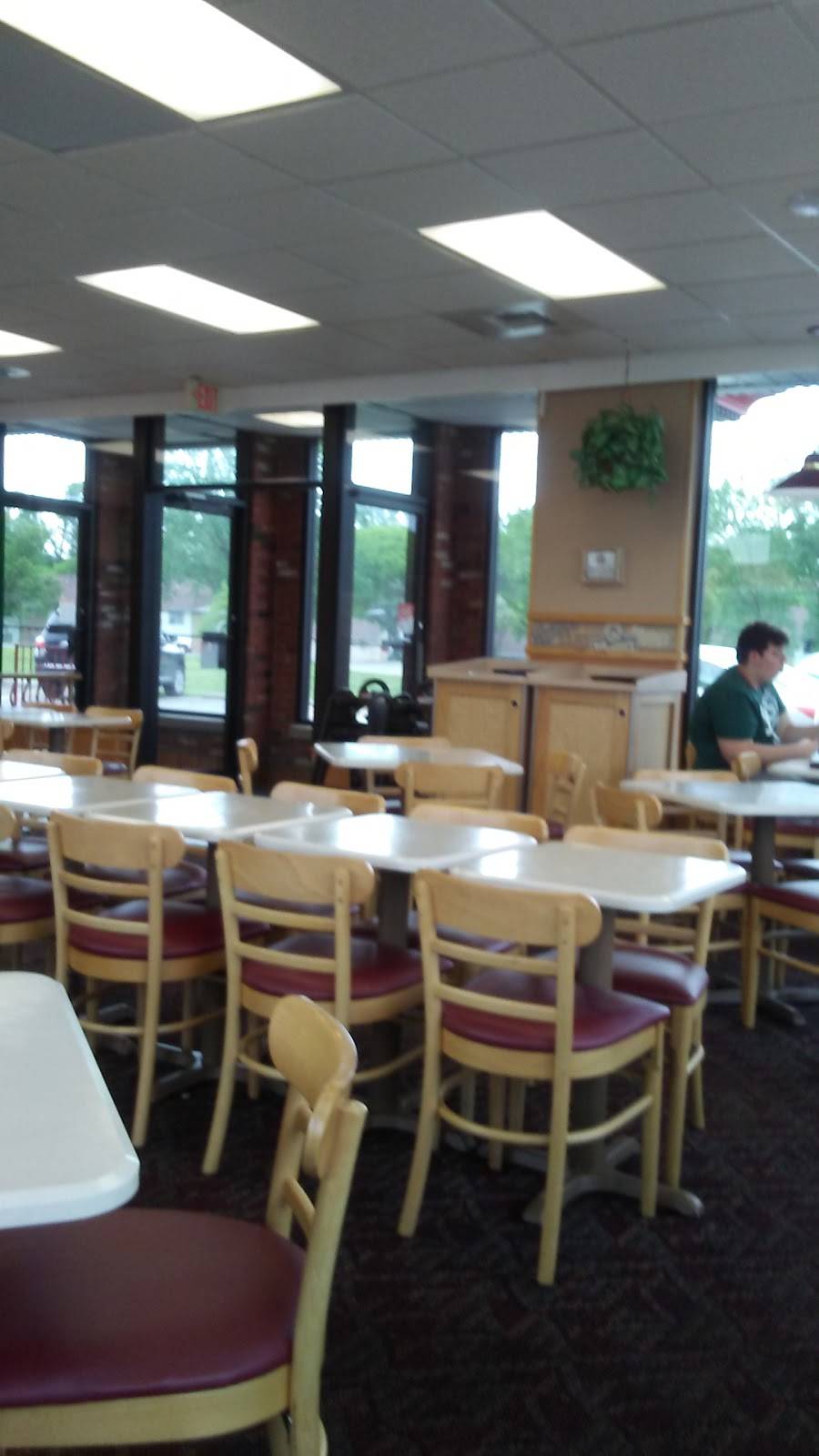 Wendys | restaurant | 3356 Lake City Hwy, Warsaw, IN 46580, USA | 5742692939 OR +1 574-269-2939