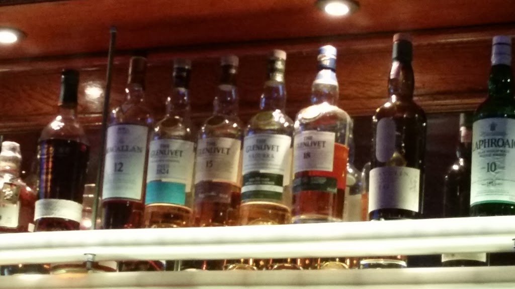 Bricks & Barley Tavern | restaurant | 441 Howe Ave, Shelton, CT 06484, USA | 2035138163 OR +1 203-513-8163