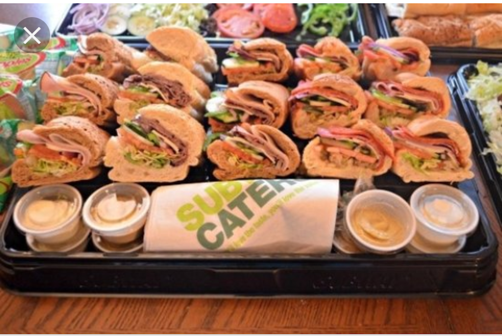 Subway Restaurants | restaurant | 3949 Mid Rivers Mall Dr, St Peters, MO 63376, USA | 6369222686 OR +1 636-922-2686